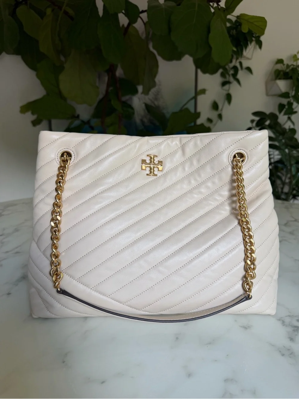 Tory Burch Kira Chevron Tote New Cream Quilted Leather Gold Chain Shoulder Bag